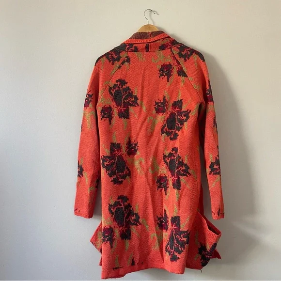 J. Peterman Monhegan Orange Floral Cardigan - Picture 9 of 10